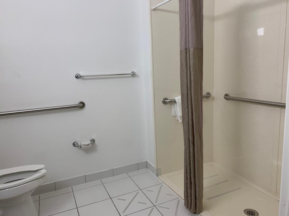 6-terrell, Tx Hotel 2*
